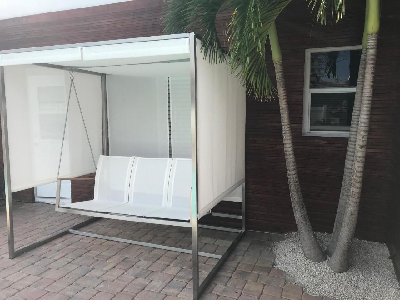Wave Beach Vacation Rentals Pompano Beach Exterior photo
